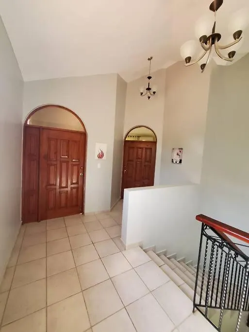 Villa Michel Laguna del Higuero 0*,